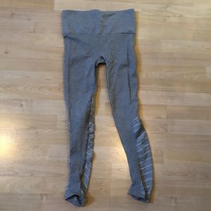 Blanqi gray maternity/postpartum leggings